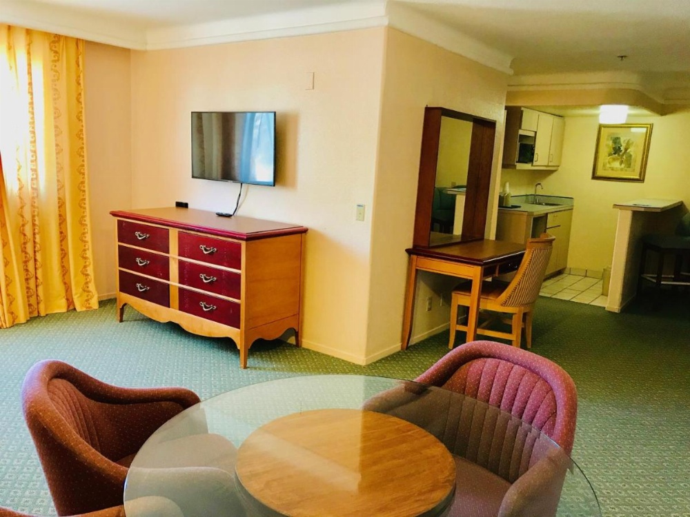 Fortune Hotel & Suites Main image